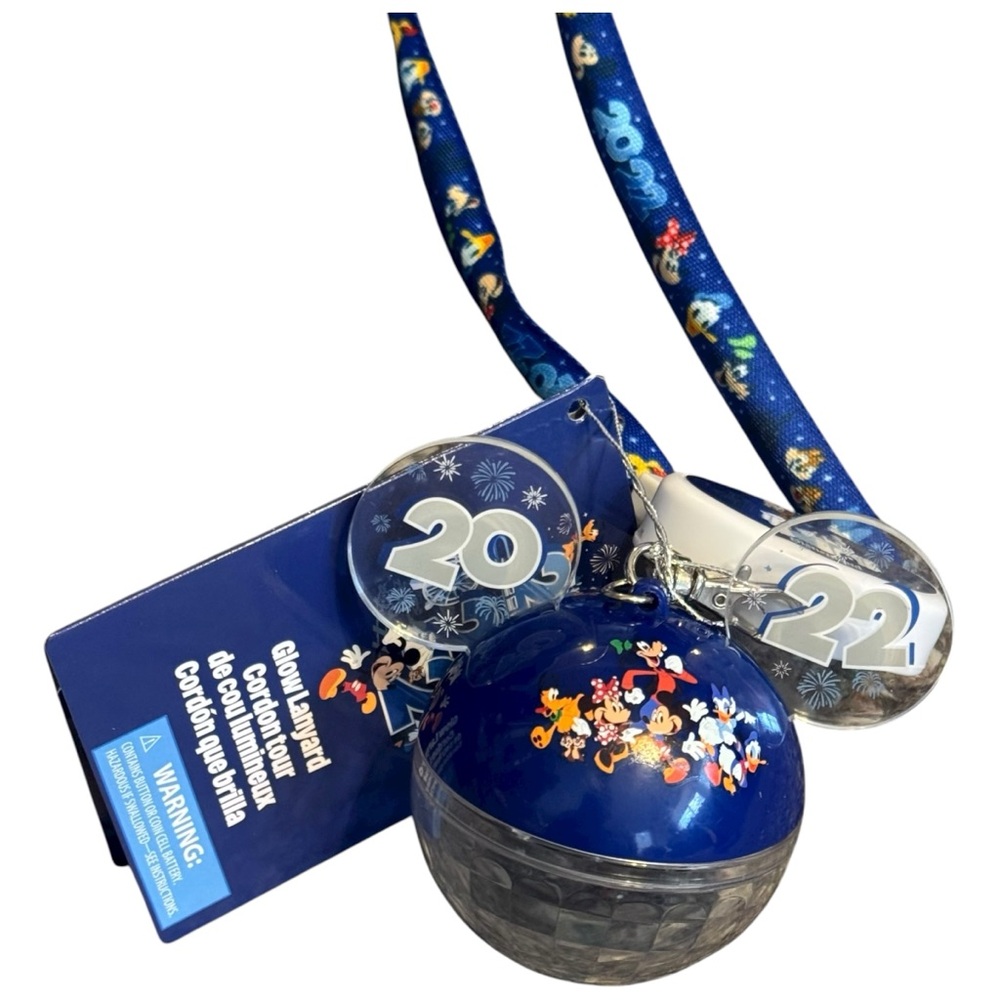 Disney Mickey Mouse Holiday Party New Years Eve 2022 Glow Key Lanyard Festive - Picture 4 of 6